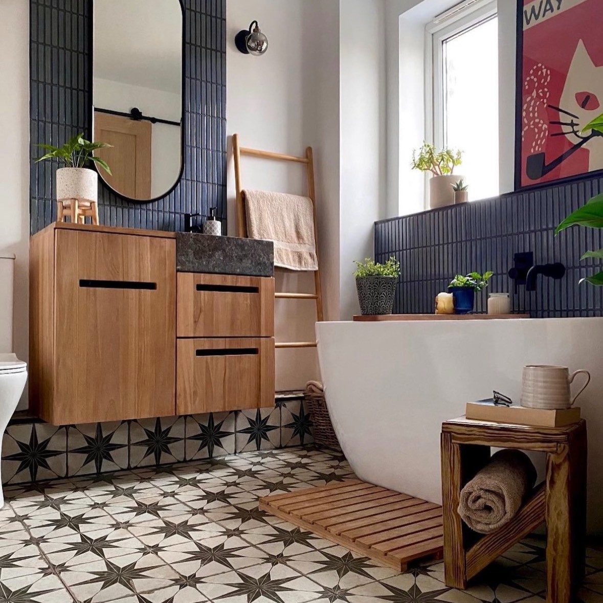 TileMountainUK's tweet image. Go bold or go home✨

🏡 IG houseonthecorner_16
🔎 Metropolis Star Black Wall and Floor Tiles

Order a sample: tilemountain.co.uk/p/metropolis-s…

#bathroominspo #starpattern #startiles