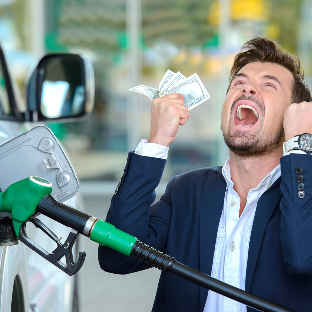 SignatureTire's tweet photo. You can cheer at the gas pump when you follow these fuel-saving tips 📣🚗

👇

✔️Check your tire pressure regularly to ensure that it's at the correct PSI for your vehicle. 
✔️Follow the speed limit.
✔️Stop and accelerate gradually. 

#gassavingstips #fuelsavingtips #drivingtips https://t.co/GEqDsvi7Ee