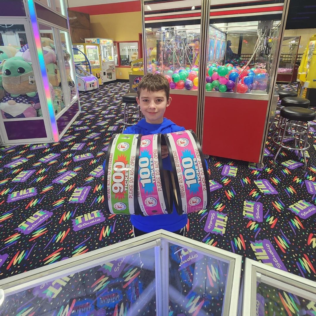 TiltStudioUS's tweet photo. Giant Ticket Ring Winner!!
*Photo taken at Tilt Studio Ohio Valley in St. Clairsville, OH.
.
.
.
#tiltstudio #tickets #ticketring #ticketrings #arcade #arcadewinner #familyfun #fun #arcadefun #tiltarcade #win #arcadewin https://t.co/ZohKFYtaqb