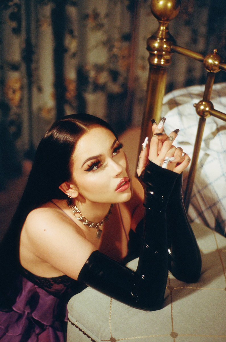 MaggieLindemann's tweet photo. .@euphoriazine https://t.co/96rUupy0Ah https://t.co/0K60ciZ7wB