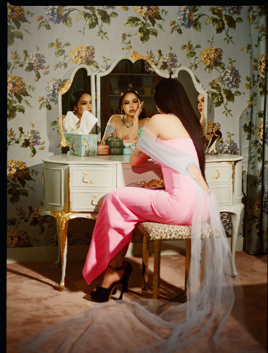 MaggieLindemann's tweet photo. .@euphoriazine https://t.co/96rUupy0Ah https://t.co/0K60ciZ7wB