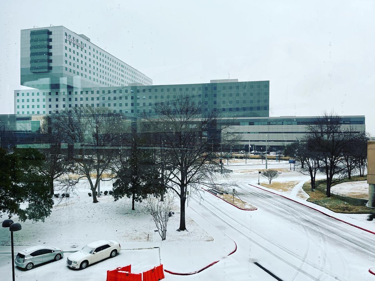 Stay safe out there. 🥶🌨️#dallaslife @UTSW_RadRes @UTSW_Radiology @Parkland