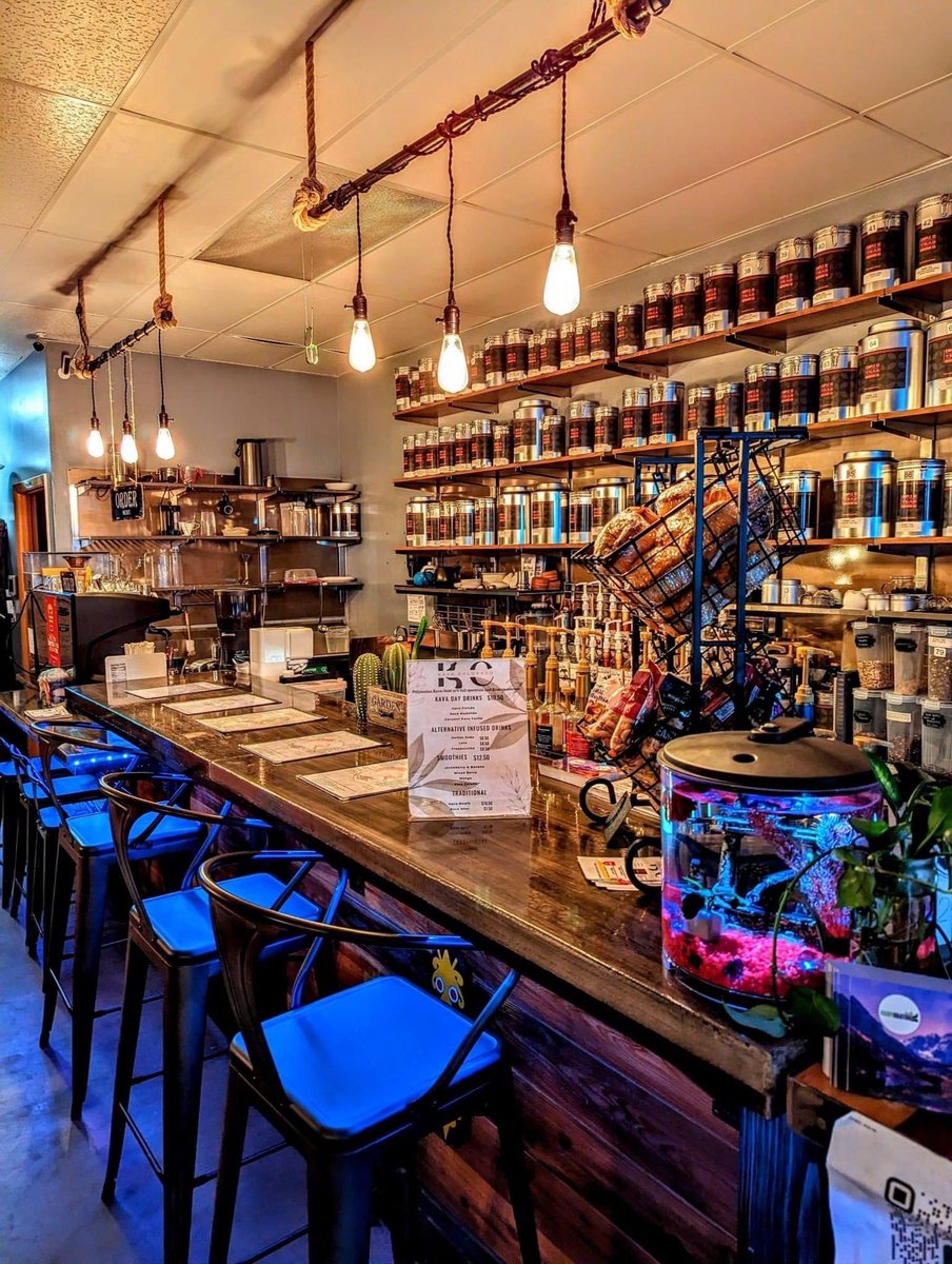 Come in out of the cold at #KavaColorado! Curl up with your favorite hot #coffee or #tea drink &amp; add some #kratom, #CBD or #kava. Open Monday - Saturday 6am to 2am! #soberbar #healthyliving #ilovekratom #bula