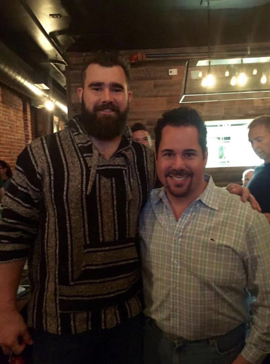 GenosSteaks's tweet photo. There might be some #siblingrivalry during the #SuperBowl, but we know one thing @JasonKelce and @tkelce can agree on: Cheesesteaks 🧀🥩🤝 https://t.co/zr3NXFZBK3