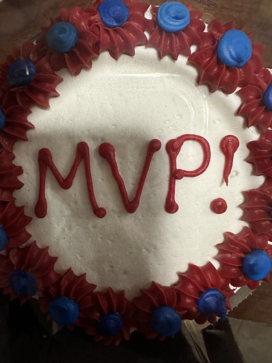 reilleyweb's tweet image. Honored to be a six time #sitecoremvp. Special thanks to the #Sitecore community and @RBAConsulting  for the support. I will be celebrating with my traditional MVP cake.