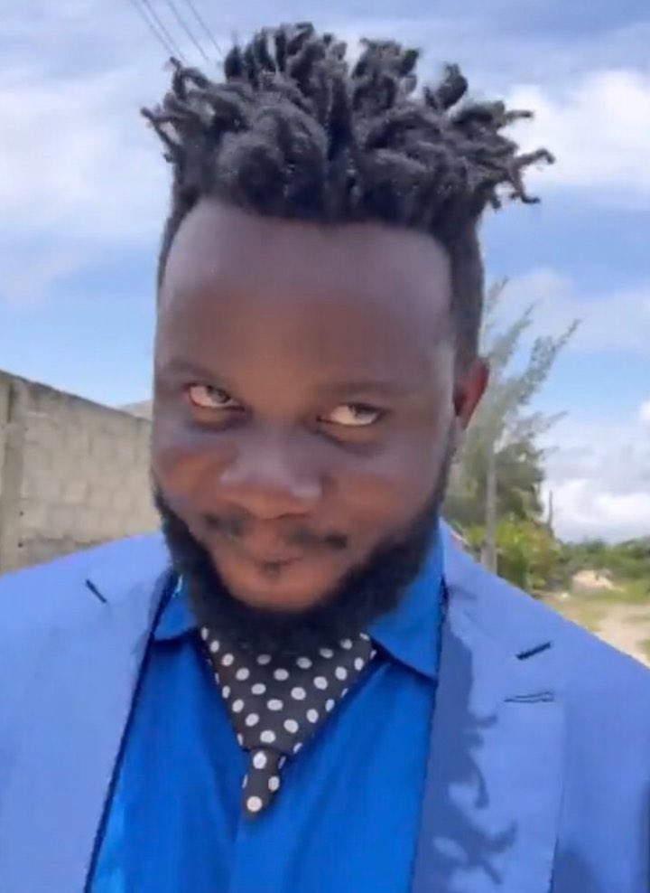realkingss's tweet image. Have you heard ??? 
The new street anthem titled “Taking over by @ekunrawo video is dropping tomorrow 🕺🕺🕺🕺🕺

Get ready to be entertained 

#Ekunrawo #Takingover