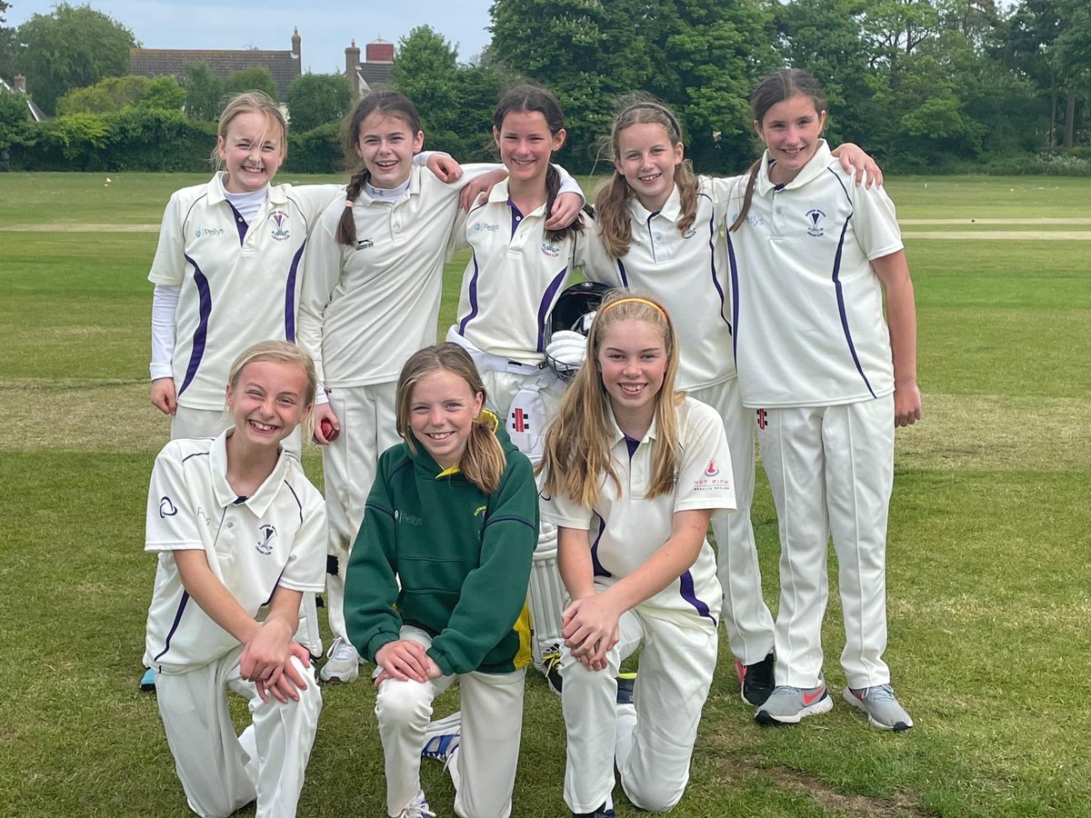 WG RumblePants (@wg_rumblepants) on Twitter photo My local clubโs girlsโ team has just found out that they MUST have coloured kit for one of the competitions theyโve entered this year.
BUT the club doesnโt have junior coloured kitโฆ
Would any kind soul out there be willing to sponsor <a href="/SWCCcrocus/">Saffron Walden CC</a> girlsโs kit this season? ๐ My local clubโs girlsโ team has just found out that they MUST have coloured kit for one of the competitions theyโve entered this year.
BUT the club doesnโt have junior coloured kitโฆ
Would any kind soul out there be willing to sponsor <a href="/SWCCcrocus/">Saffron Walden CC</a> girlsโs kit this season? ๐