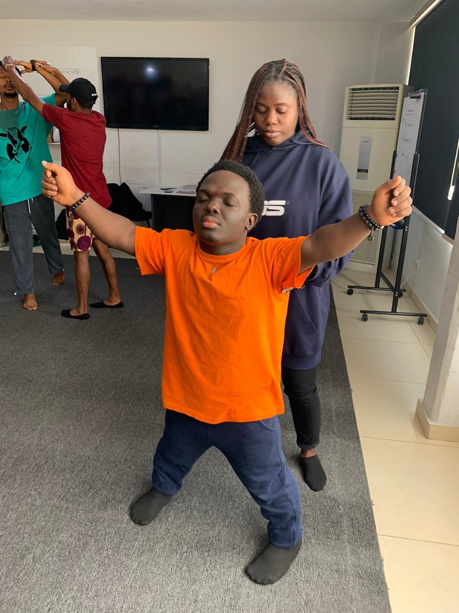 elson_aa's tweet photo. January dump..
Acting classes have been therapitic so afar..
#ebonylifefilmacademy #actingforscreen https://t.co/KUMONvcrzJ