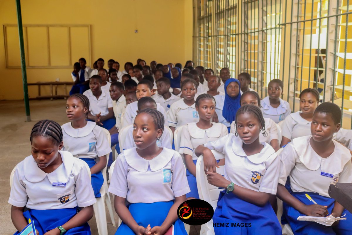 ThePrincesfdn's tweet photo. Passion, Tears of Joy, Happiness and all forms of Emotions were the order of the Day at the Official Launch of THE PRINCE ADEBOLA HAASTRUP FOUNDATION on the 26th of January, 2023 at Obokun High School, Ilesa. https://t.co/fj0o9RulaE
