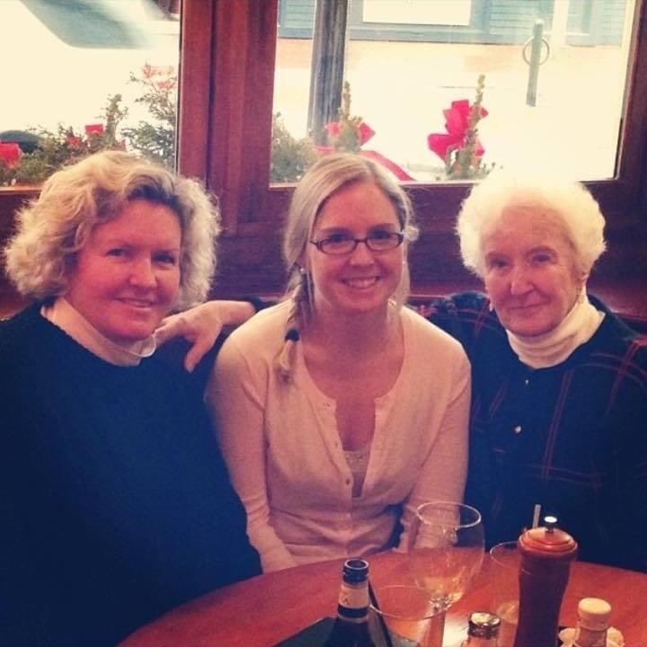 MtValleyMcKenna's tweet photo. Headed home to RI to celebrate the  long, wonderful life of my beautiful Grandma ❤️ Miss you already - Love you to pieces! https://t.co/UK85oCjH0v
