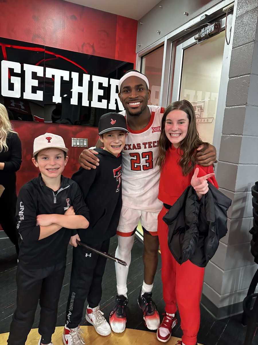 EricsonJarred's tweet photo. UNREAL!! Let’s Gooo, great comeback!!!!!🔥🔥💯💯! #RRFL #WreckEm @TexasTechMBB @jaylontyson @_KevinObanor @Doctork24_ @TheDH11 https://t.co/qKeBdT7xS3