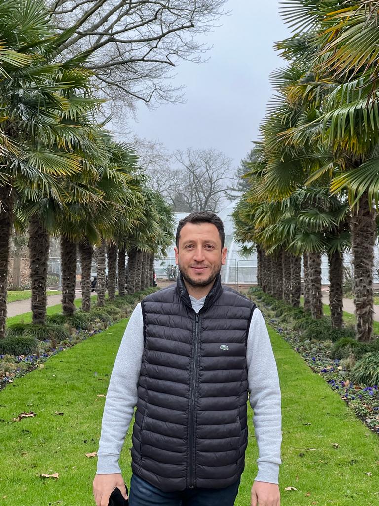 serdardurer's tweet image. Eau de Cologne yani Köln Suyu, şöyle diyeyim; kolonyanın anavatanı, Almanya’nın dördüncü büyük kenti, festival, karnaval, eğlence, bilim, sanat gibi aktivitelerin yapıldığı merkezlerden biri olarak kabul edilen Köln, çok güzel bir şehir.

#köln
#cologne 
#colognegermany