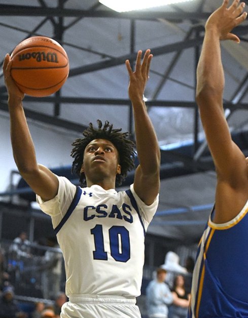 Justin Brown was tops for CSAS with 16 points 💯🏀
CSAS had an unofficial 36-22 advantage in rebounds as Louis Bell grabbed eight to lead the Patriots.  Brown was next with seven.
• NOTRE DAME -  62
• ARTS &amp; SCIENCES - 59