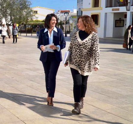 PSOEFormentera's tweet photo. 🔴Ahir el #ConsellDeGovern del @goib es va celebrar a #Formentera

👉🏻Amb l’aprovació de:
✅Interès autònomic obres #IESMarcFerrer
🏥Pla funcional UBS La Mola
💧Obres bassa de reg
🐍Mesures control arribada ofidis

📈Formentera és l’illa amb ➕ inversió pública

#MésForçaQueMai🌹 https://t.co/YbpsCtxURu