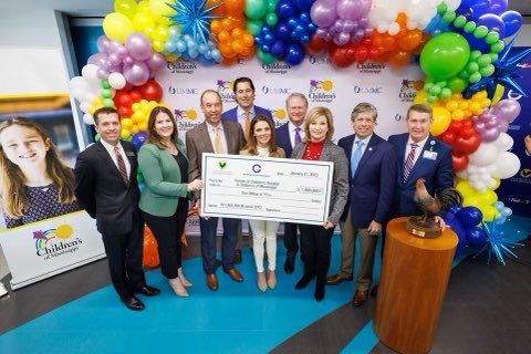 A great day @UMMCnews and @childrensofms today! Thank you @FriendsofCH_MS, Century Club Charities, and @Sanderson_Champ @WS_Farms for your tremendous support! #AHealthierMississippi