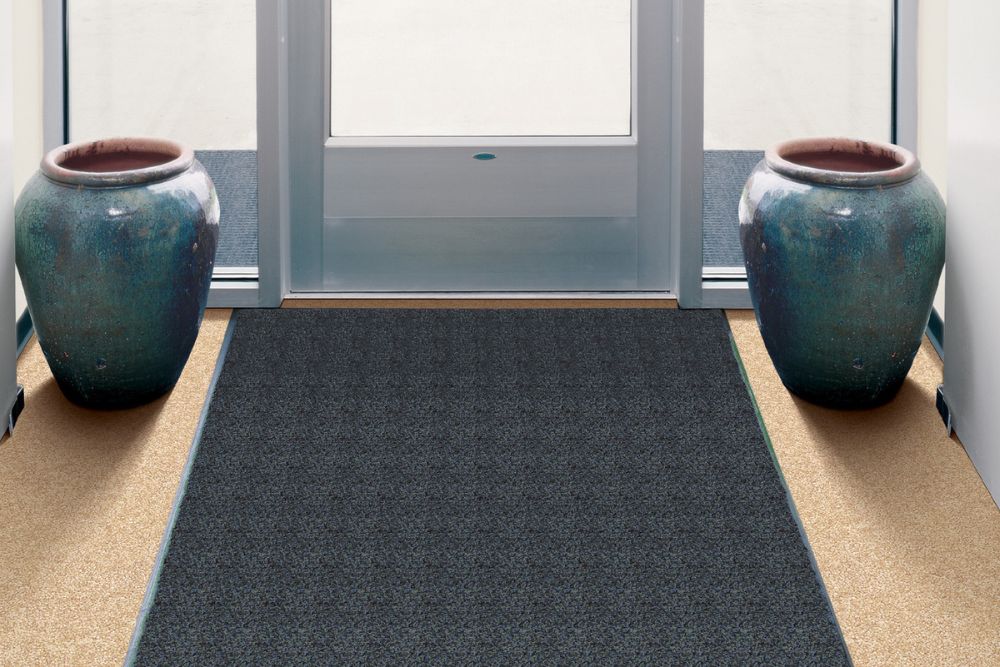 Having proper floor care at your facility can impact your #business in a variety of ways. Find out how when you read our #blog! uniform-masters.com/how-proper-flo…