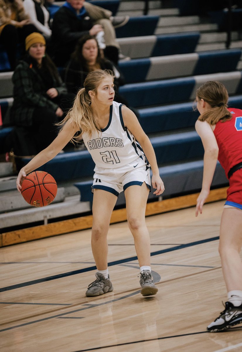 Big game tonight vs. Mason City in the 1st of our final 2 home games or the regular season! Please come out and support the Riders as they take on the Riverhawks who hold an undefeated conference record (Alliance North).

JV - 4:45pm
Varsity - 6:15pm