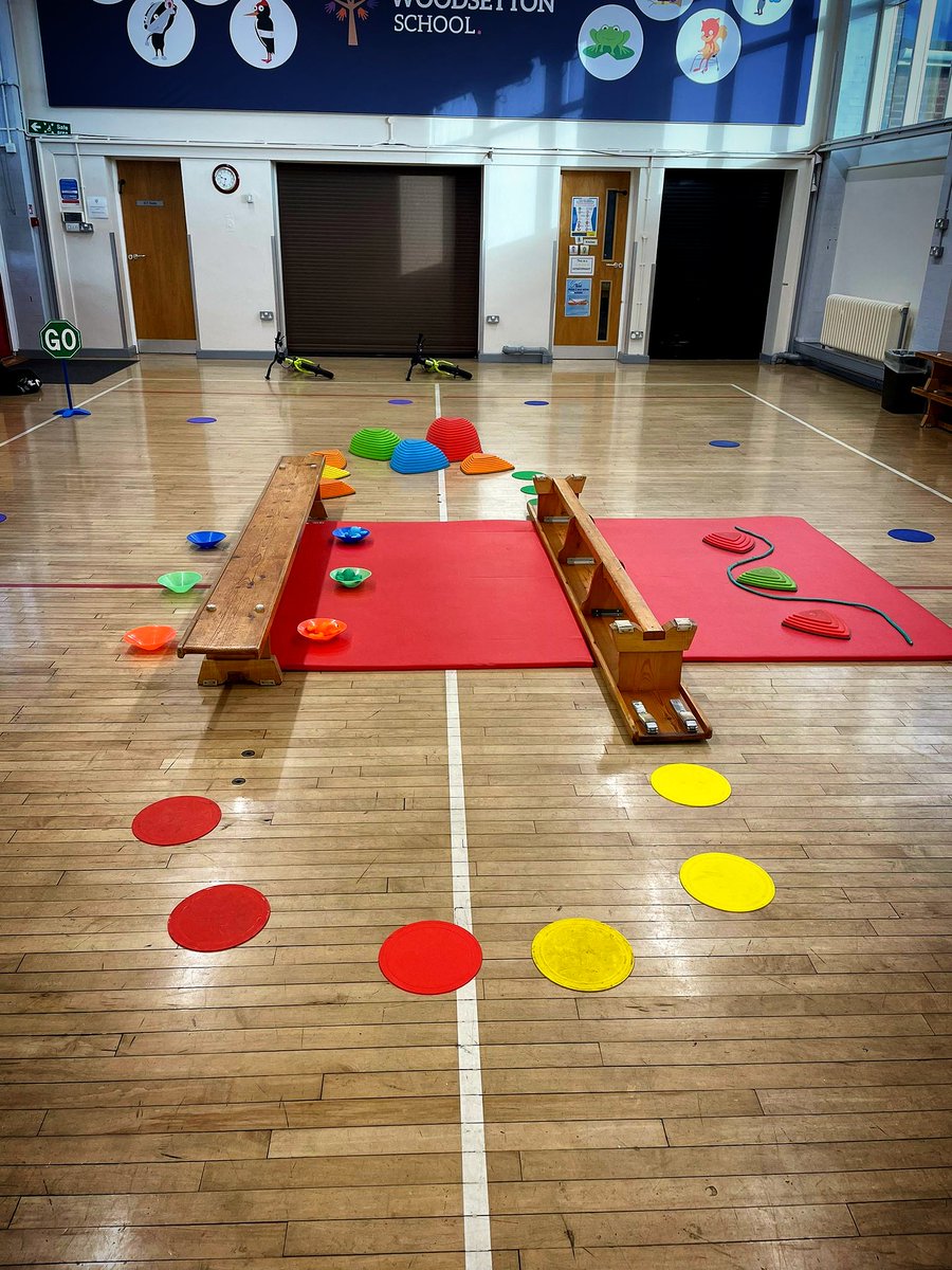 RBGym_Sam's tweet image. Pupils at Woodsetton had a great morning in Balanceability developing their gross motor skills, spatial awareness and dynamic balance skills 👏🏻🚴‍♂️ #Balanceability #LearnToRide #ActiveLessons #PhysEd