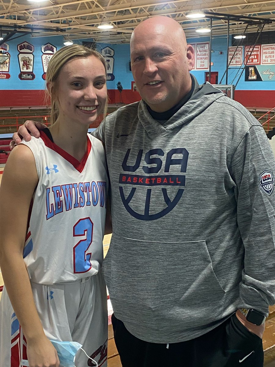 Got to send a Shout out to <a href="/alivia_hootman2/">Alivia Hootman</a> who’s senior season is over due to a season ending injury. She has a great work ethic and just a great kid overall.Will be successful in life!!#soon2BeLawyer #Lewistown