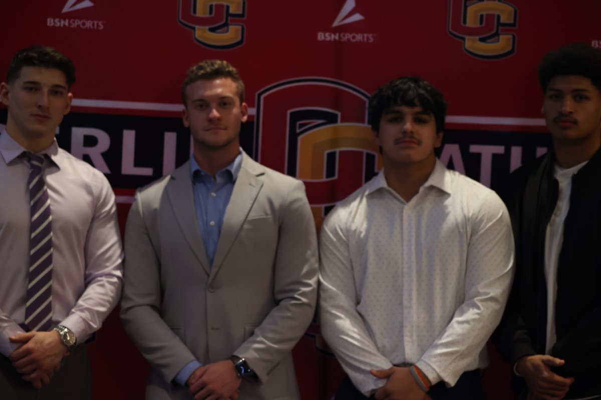 Oberlin Football tweet media