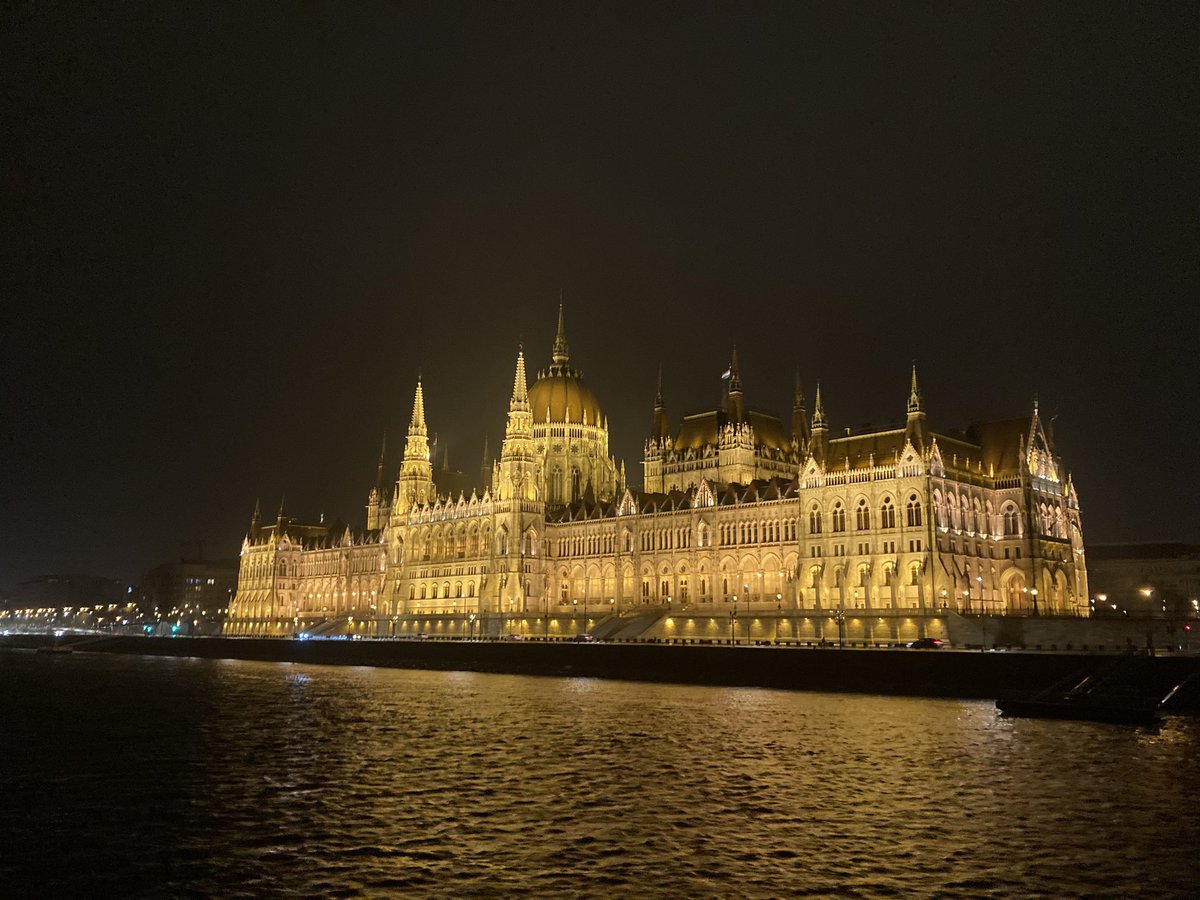 HubbardLianna's tweet photo. To celebrate, my family traveled up the Danube River in a trip of a lifetime. I turned 21 (finally) in Linz, Austria. https://t.co/Y07vgLHXMb
