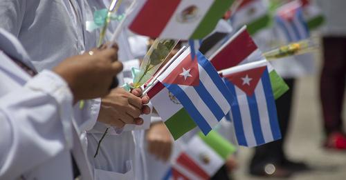 Los médicos cubanos que trabajan en #México suman 552 con los 68 que iniciaron su actividad el 17 de enero.