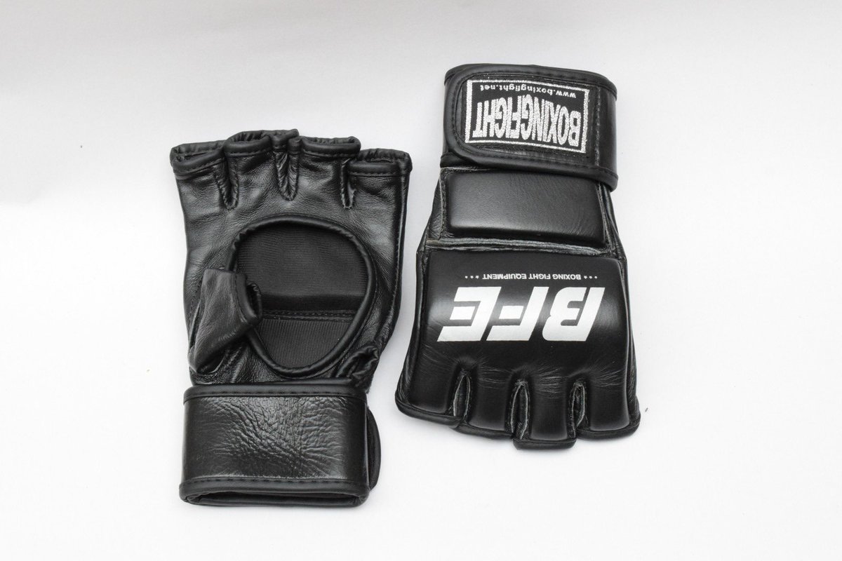 boxingfighteq's tweet photo. BFE MMA Gloves 
Available
- Low Moqs
- Most Fair Prices
- Custom Logos &amp; Design
- All Colors &amp; Sizes
- Worldwide Delivery 
Ordering &amp; Getting quote Dm us Now
Whats app : 0092-305-6243217
E-mail: boxingfighteq@gmail.com
Web: https://t.co/3fENKE8wbZ
Boxing Fight Equipment
#mma #Bfe https://t.co/VIwcgetUqw