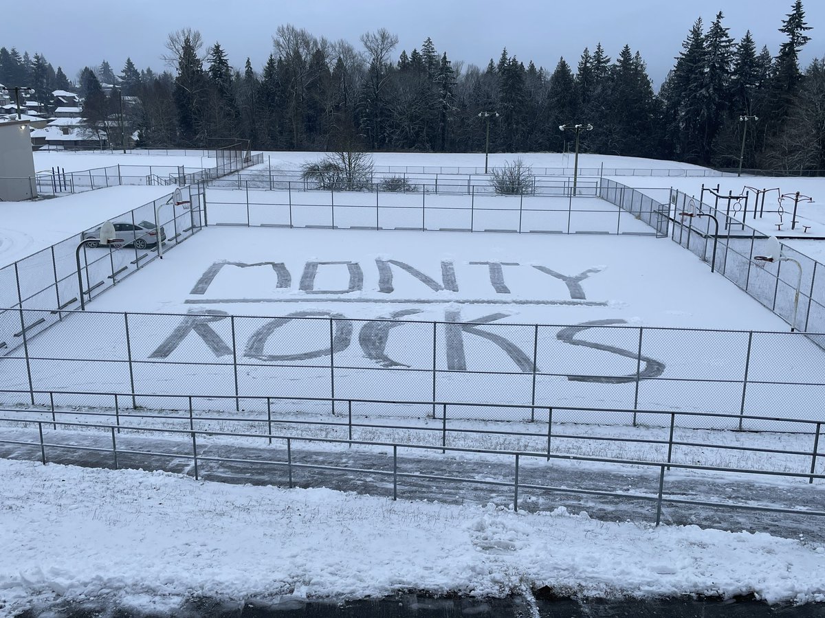 Got love positive school spirit! #SD43 <a href="/sd43bc/">School District 43</a>