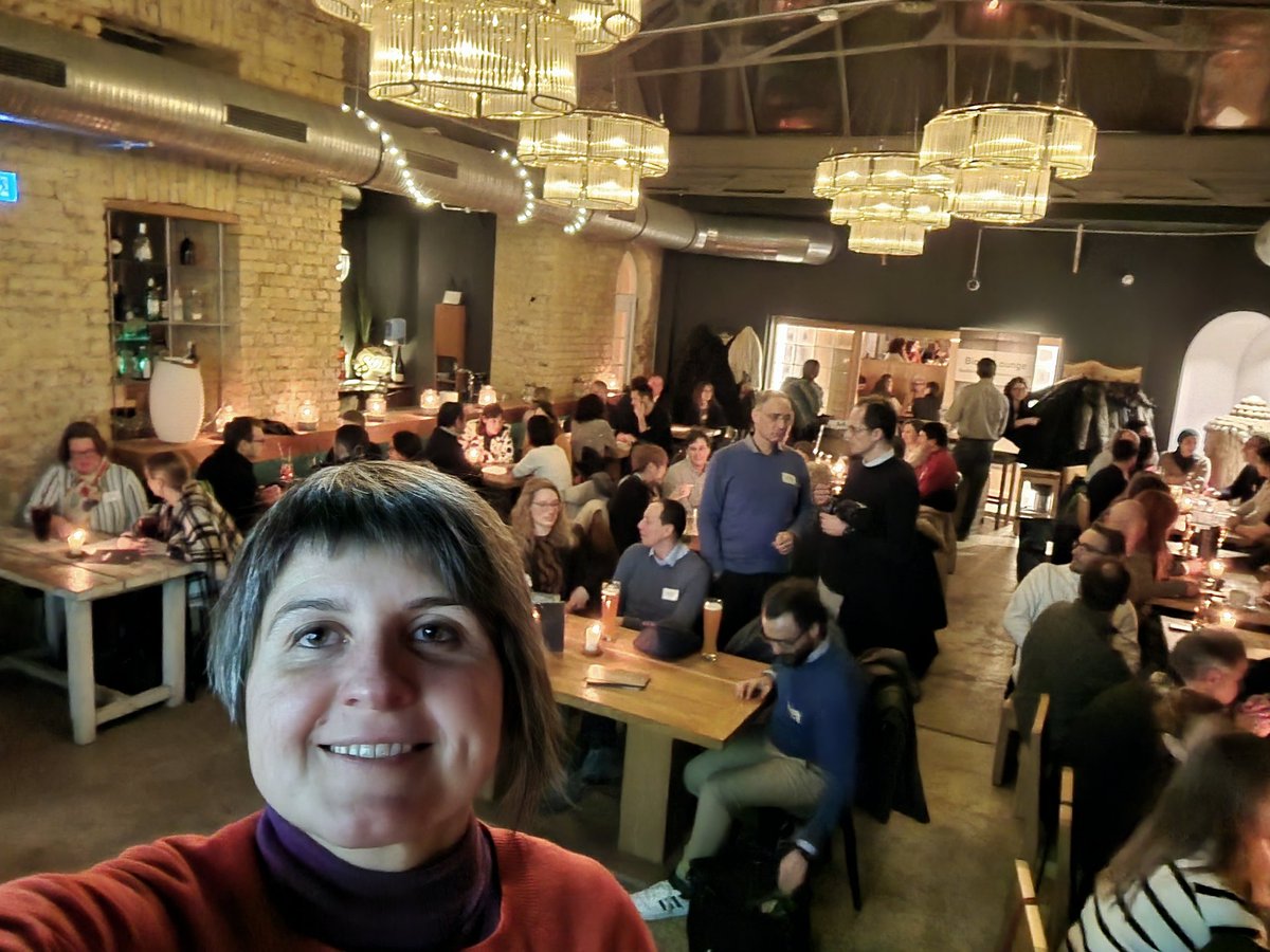 BioRNCluster's tweet photo. Disease Definition- Do we know enough? Current drugs - effective enough? Precise enough? Stratification of patients and precision medicine 💊 could be the solution. Knowledge of the molecular mechanism is essential to achieve it! Tonight at #BioRNLounge with @sciomics https://t.co/aR7Zt5fmZP