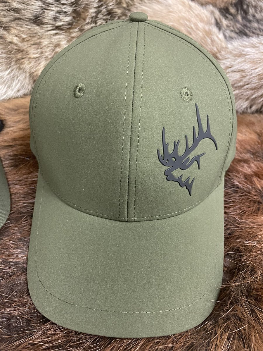 Dead Pine Collective tweet media