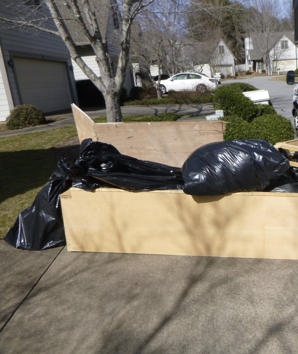 RestoreChicago's tweet photo. When you have a water loss, there will likely be damaged building materials. We do the cleanup needed to make way for drying. #waterdamagerestoration #waterrestorationservices #waterdamagecompany #waterrestorationcompany #waterextraction #waterremoval #waterdamagerepairs https://t.co/6OfHoTgIxe
