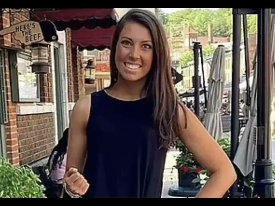 A 19 Year Old Girl Faked A Cancer Diagnosis And Raised Almost $40,000 On GoFundMe Before Getting Caught By Internet Sleuths barstoolsports.com/blog/3454454/a…