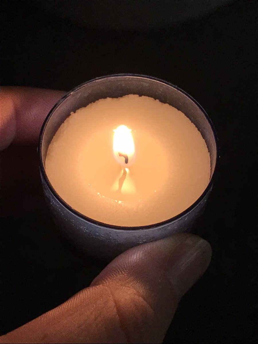 JulieGittoes's tweet photo. #YouthGroup @Hendon_Parish thinking about how we #encounter Christ in #Eucharist #EnrichedBread and how #Candlemas also reminds us that to #remember is to be sent out as lights in the world #YouthMinistry @dioceseoflondon @SMSJ_London @CapitalYouthLDN #TeamEdmonton https://t.co/Ya57c5i6zj