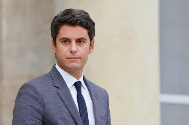 🔴 EN DIRECT
Gabriel Attal aux syndicats: "si vous continuez à vous mobiliser, continuez à le faire en respectant les Français qui travaillent"
bfmtv.com/economie/econo…