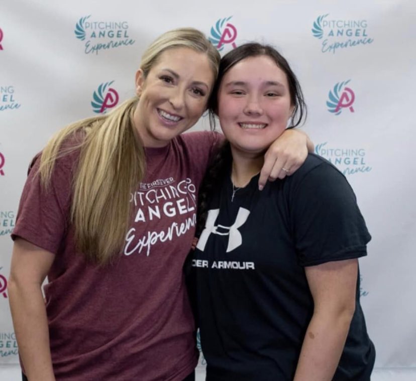 it_maybe_KD's tweet photo. I'm still starstruck from this whole experience. From hitting a new pr to meeting some of the worlds best pitchers. ❤️ @AmandaScarborough @catosterman https://t.co/HMTXxeJ4Li