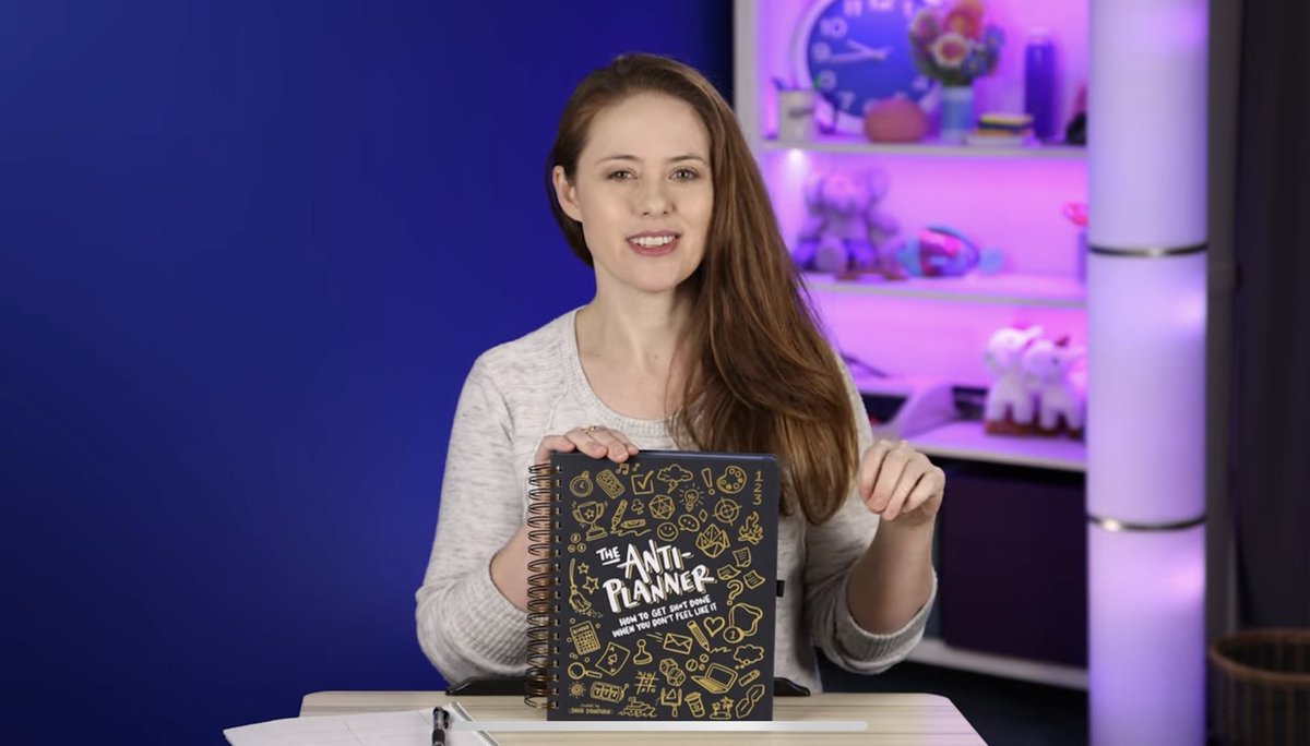 danidonovan's tweet image. OMG OMG OMGGG

@HowtoADHD did a review video for my new book, “The Anti-Planner: How to Get Sh*t Done When You Don’t Feel Like It” 🥳

Get an inside peek:
youtu.be/uzd_ENUNDjU