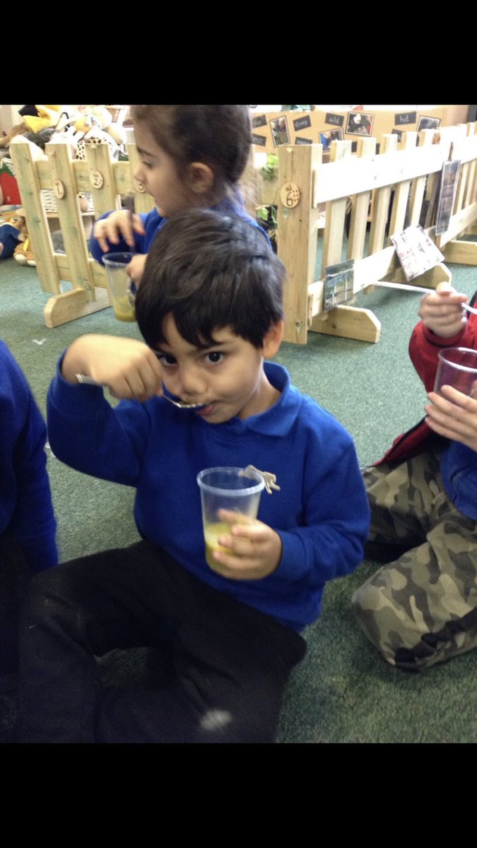 Miss Jones tweet media