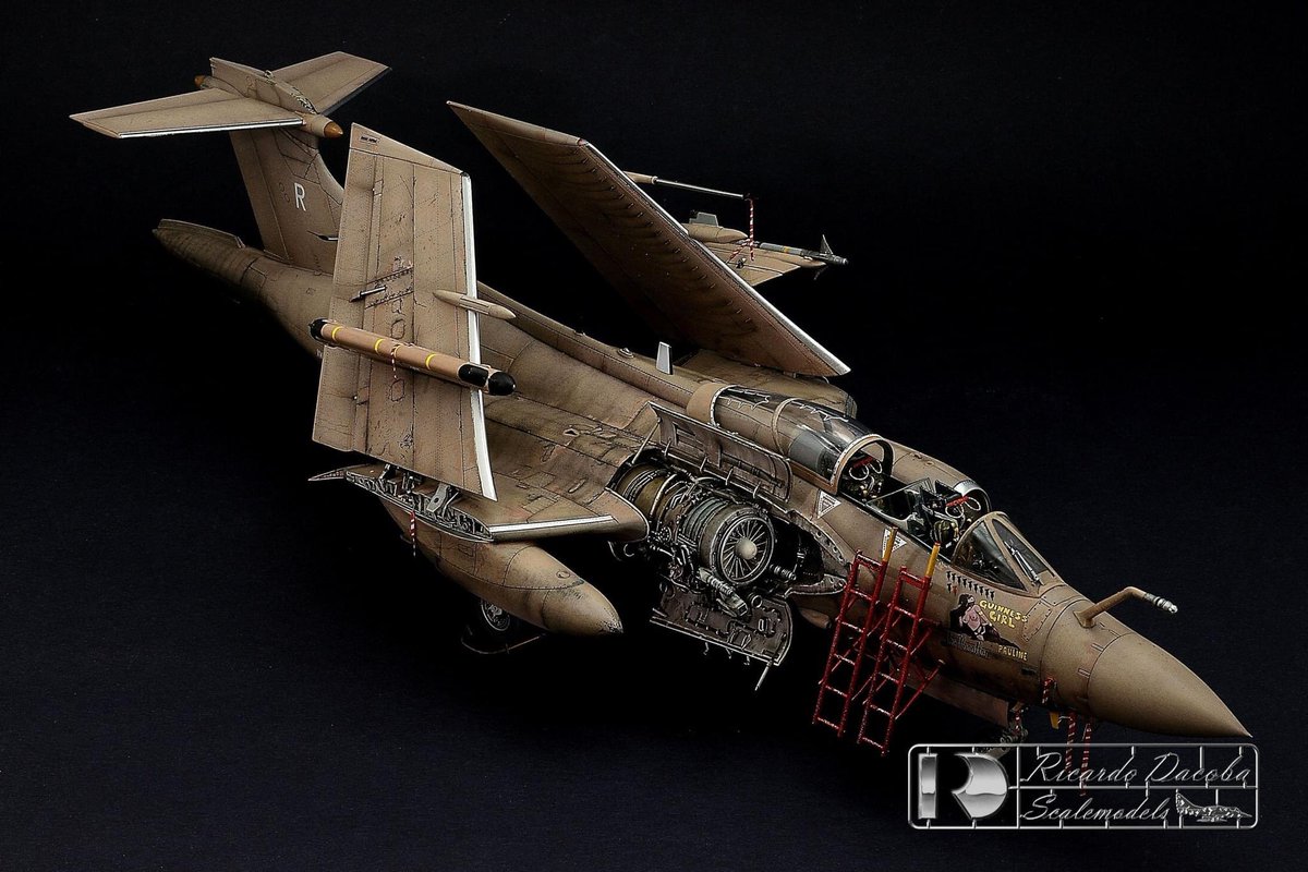 aviones_escala's tweet image. La magia de Ricardo Dacoba… 🔥🔥 Bucaneer @Airfix  1:48