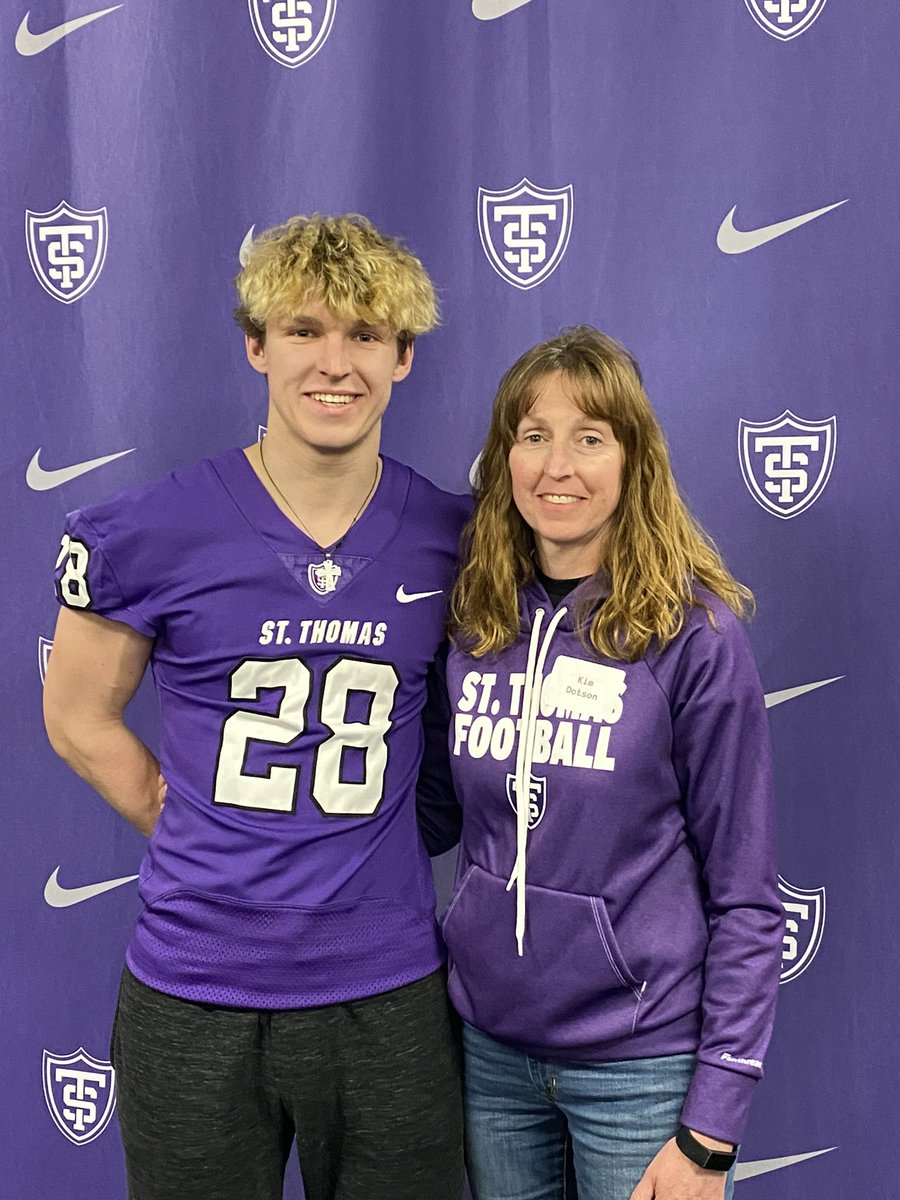 CSchiessl's tweet photo. Had a great time on my official visit. @UST_Football @Coach_Caruso @douglichten https://t.co/6CnTwvPGHA