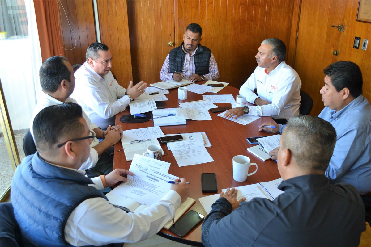 SNTE56Veracruz's tweet photo. AVANZAN LOS PREPARATIVOS PARA LA GRAN FIESTA DE LA DEMOCRACIA EN LA SECCIÓN 56 DEL SNTE

Nota completa:
https://t.co/SwPrrm1yTD

#𝙎𝙤𝙮𝙎𝙉𝙏𝙀56 🟠
#𝗟𝗮𝗨𝗻𝗶𝗱𝗮𝗱𝗡𝘂𝗲𝘀𝘁𝗿𝗮𝗙𝗼𝗿𝘁𝗮𝗹𝗲𝘇𝗮 🙋🙋‍♂️ ✅ https://t.co/yx3gaBALWq
