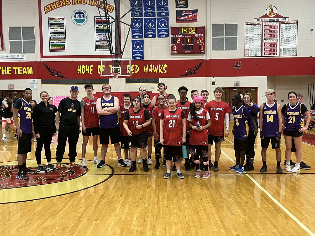 A great victory for our Red Hawks tonight against Avondale! 28 to 22! Great job to both teams! #gohawks <a href="/troy_athens/">Troy Athens High School</a> <a href="/SpOlympicsMI/">Special Olympics MI</a>