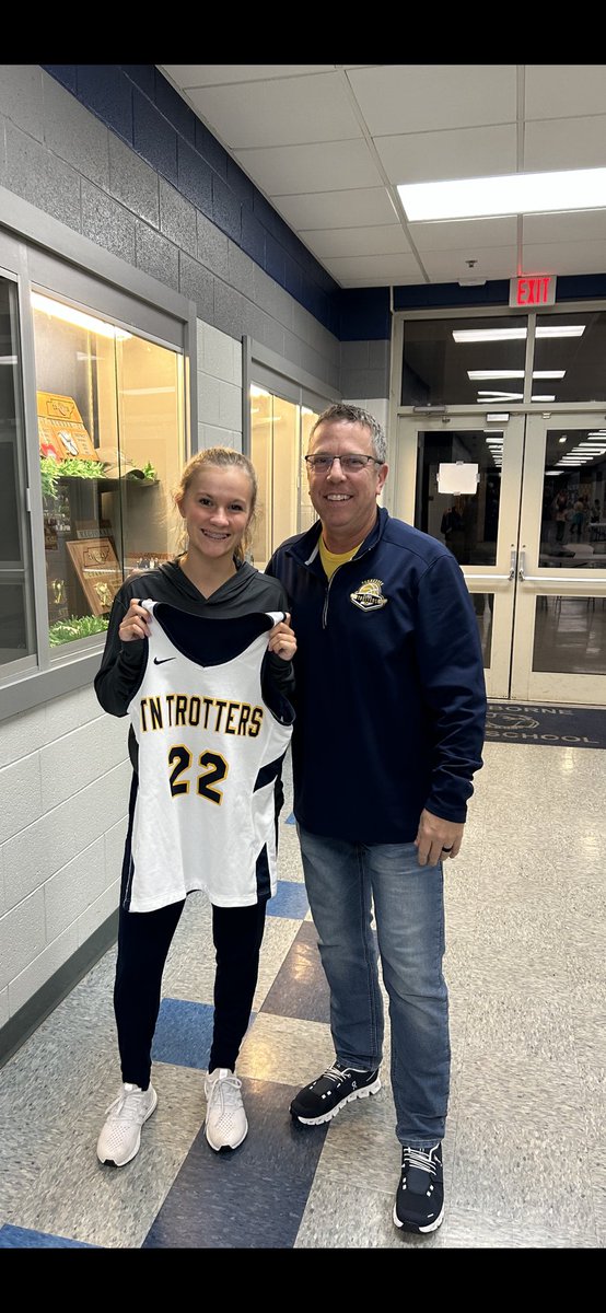 We’ve added another premier 2026 talent.  Welcome <a href="/HayesAdison/">Adison Hayes</a> from <a href="/Lady_Grizzlies1/">Grainger Lady Grizzlies Basketball</a> (Grainger).  This girl can ball.  Defensive warrior, team first, unselfish, high IQ, she can score (18 tonight).  We added another locked in, fierce competitor.  Welcome to the family Adison!!