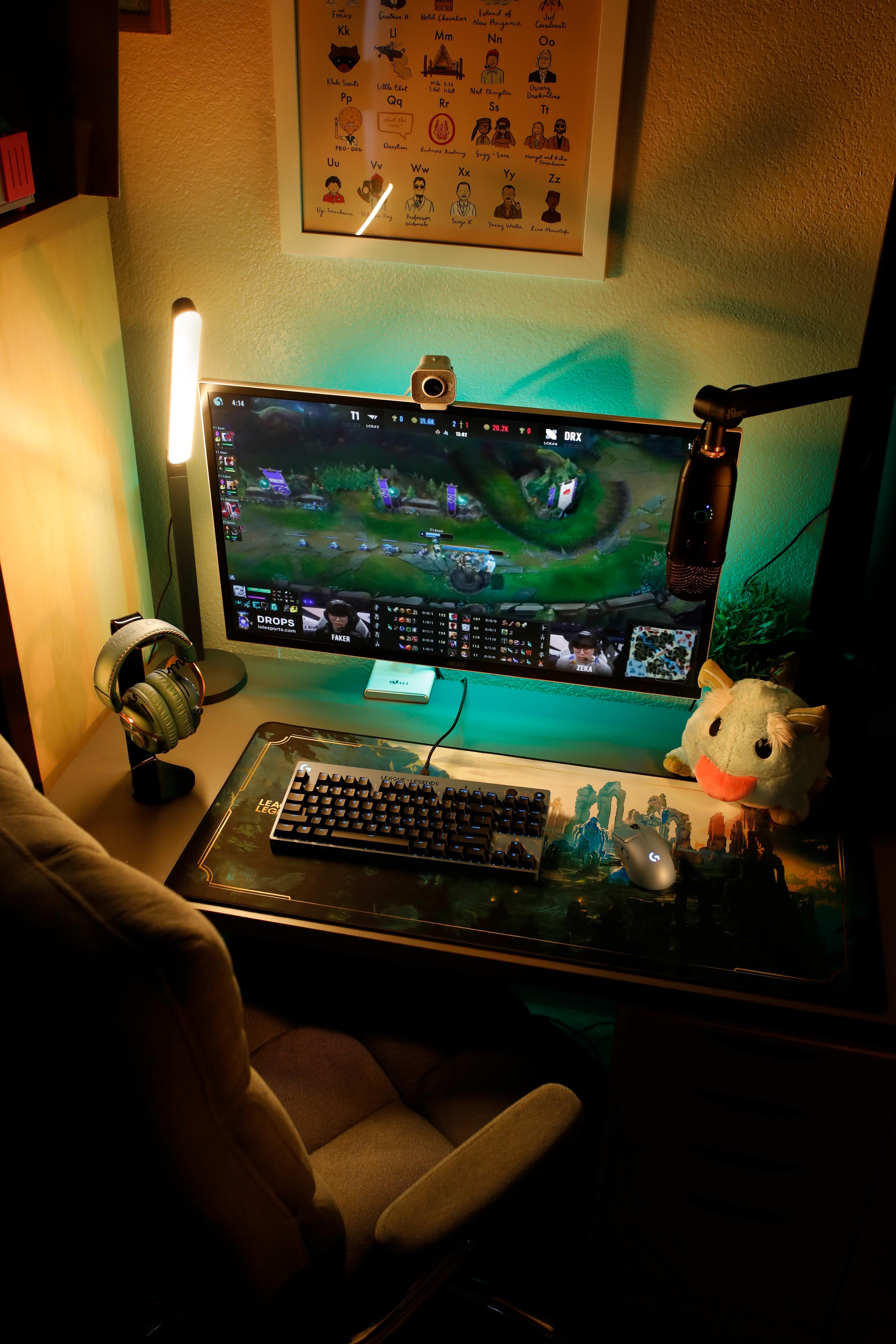 Woffee'S High End Gaming Setup For League Of Legends - ebt2hyh