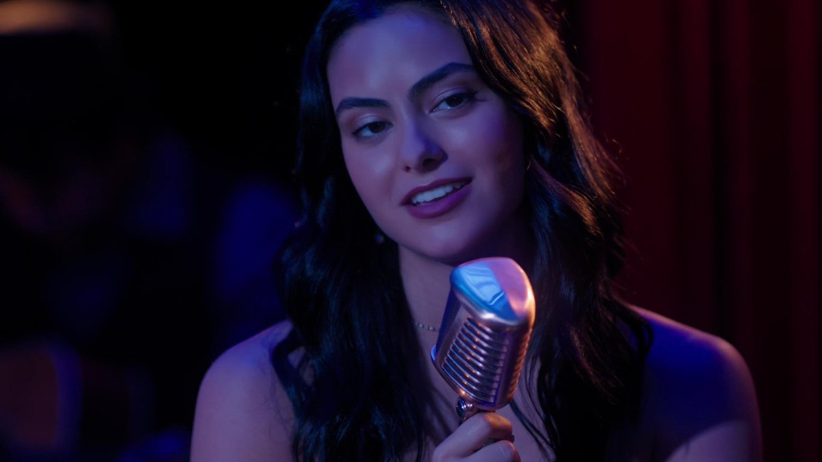 tabithastate's tweet photo. veronica singing the love song archie wrote for betty thinking it was for her which now that i’m reminded of it… it’s truly insane. the writers love to humiliate her istg!!! https://t.co/NSGymm16Sn