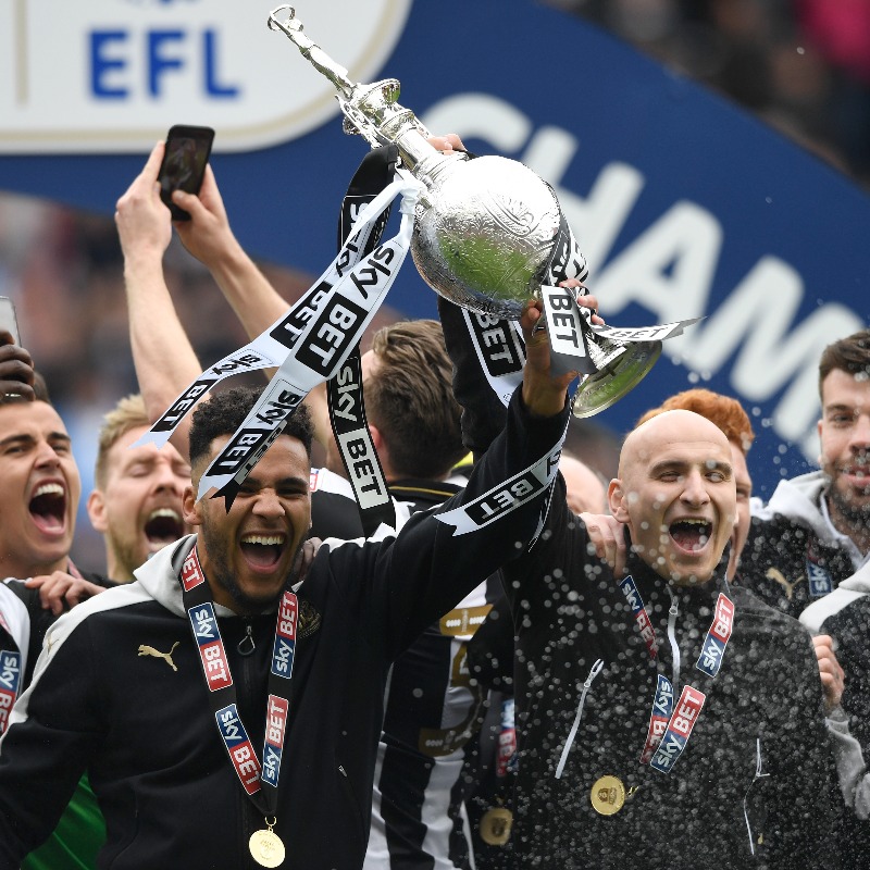 NUFC's tweet photo. Seven years a Magpie.

Thank you for everything, Jonjo. Best of luck for the future. 🖤🤍