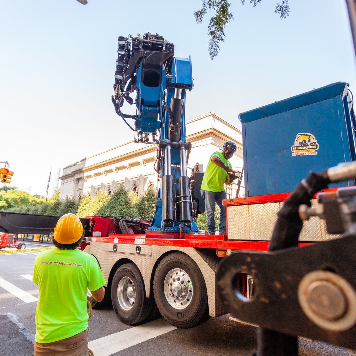nyboomguy's tweet photo. It's what you value that drives your decisions and keeps you in line with your mission. That's why we've valued professionalism, prompt service, and detail-oriented crews since we started Lifting Solutions Corp. https://t.co/axYO7DpzMh