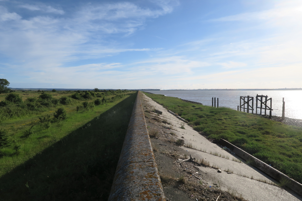 70 years ago, on this night in 1953, a devasting storm tide hit our eastern coastline, taking numerous lives & causing huge damage to homes, farms & industry. In response, seawalls & huge defences like the #ThamesBarrier now line the #ThamesEstuary, providing protection, for now.