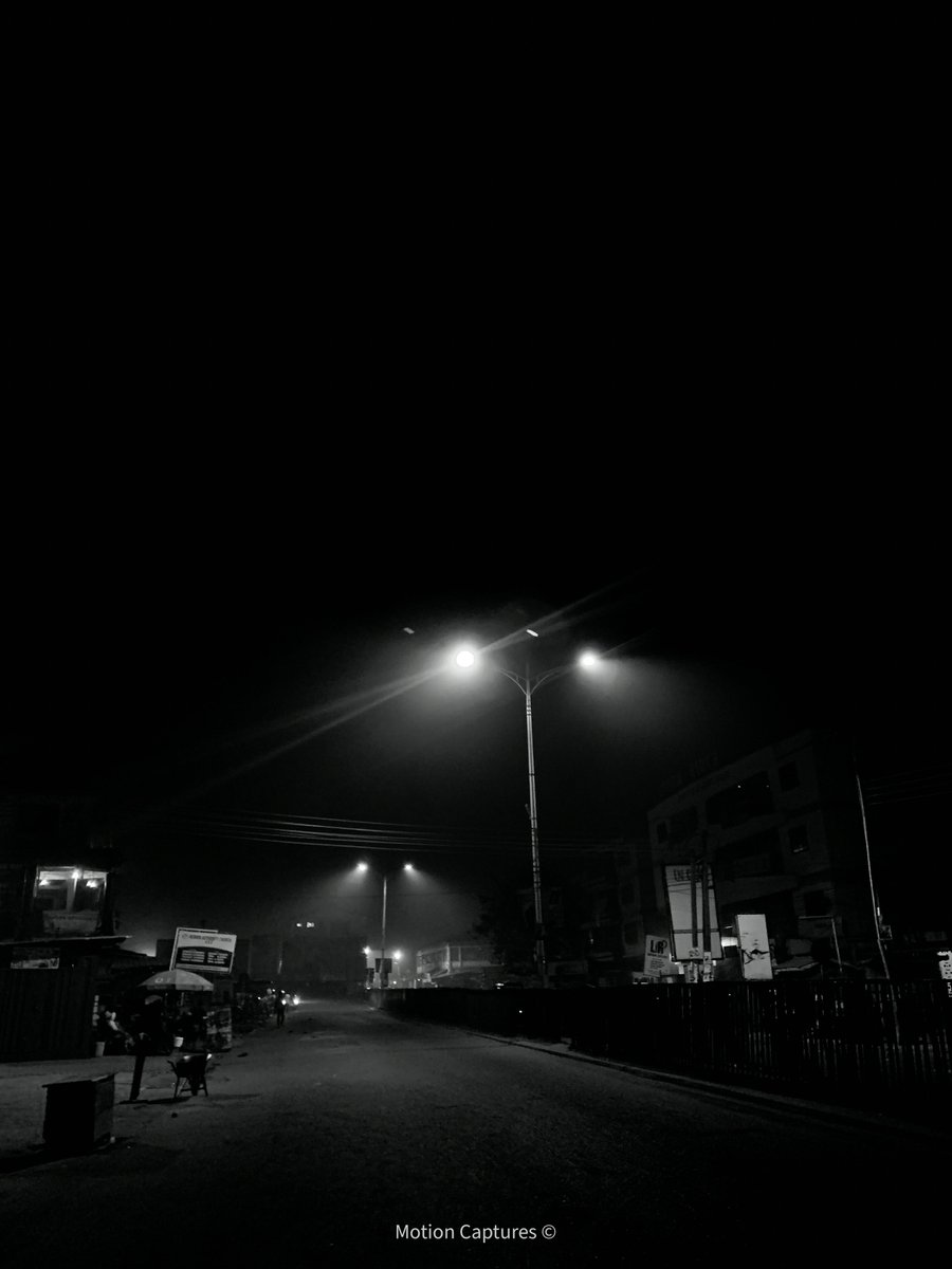 Believe me… light hitting fog 🌫️ in darkness gives more than peaceful!

#photography #iphonography #bwphotography