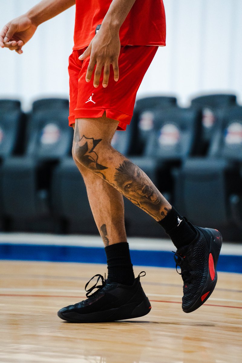 WE ARE UNITED tweet media