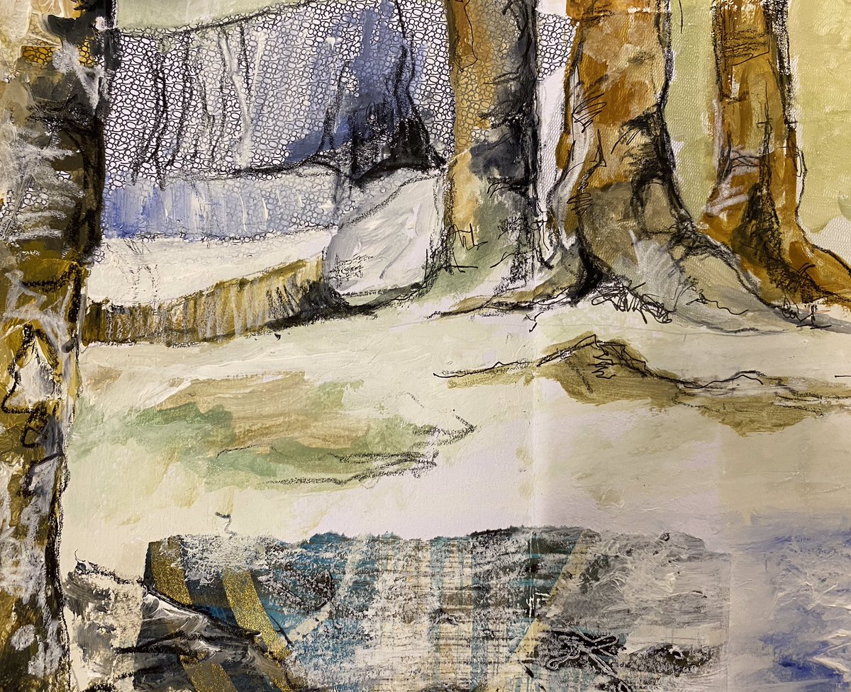 After a photography break? We are back showing the work we produce at our art club. Great drawings and paintings this week. Hope you like them.